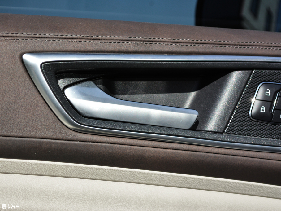 2018J EcoBoost 245 JPLUS 7  V