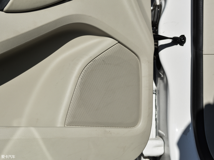 2018J EcoBoost 245 (q)JPLUS 7  V