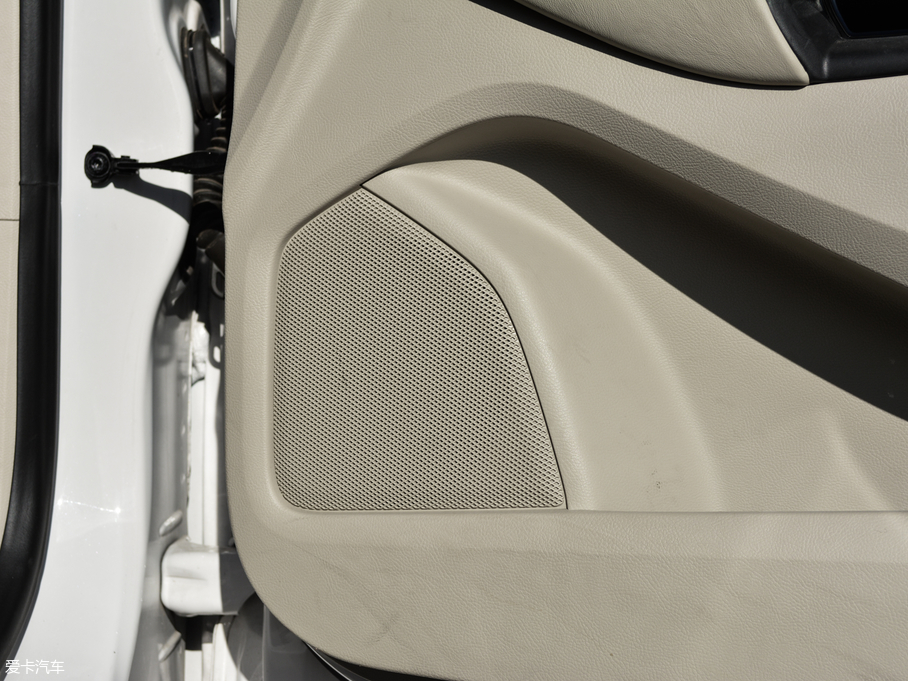 2018J EcoBoost 245 JPLUS 7  V