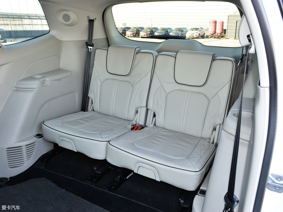 2018J EcoBoost 245 JPLUS 7  V