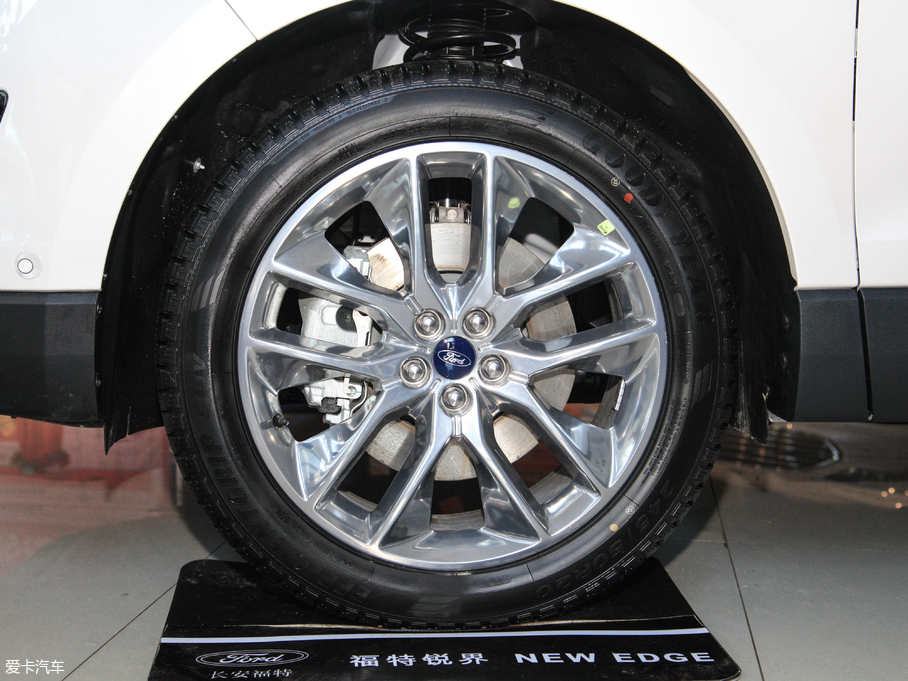 2018J EcoBoost 245 (q)J 7