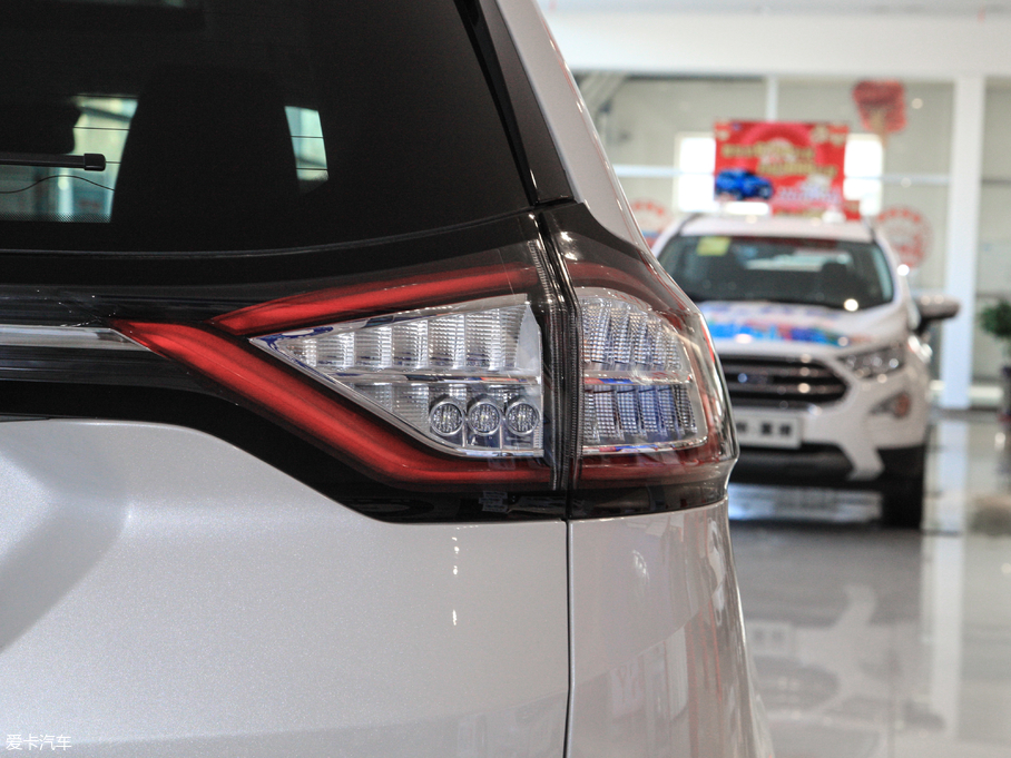 2018J EcoBoost 245 J 7