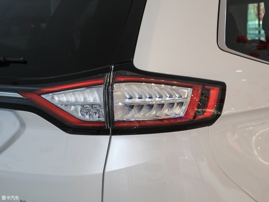 2018J EcoBoost 245 J 7