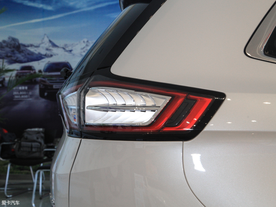 2018J EcoBoost 245 J 7