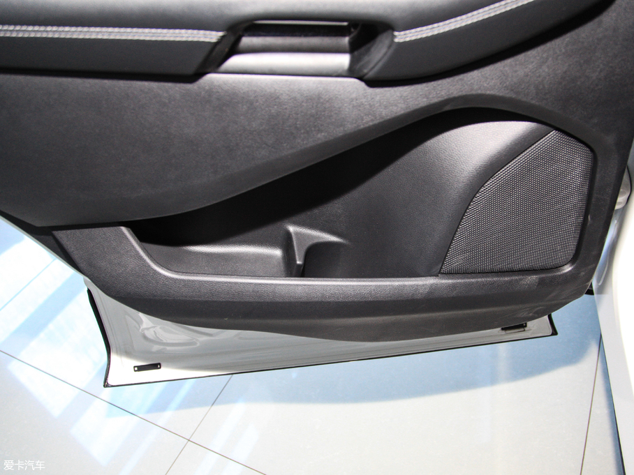 2018J EcoBoost 245 (q)J 7