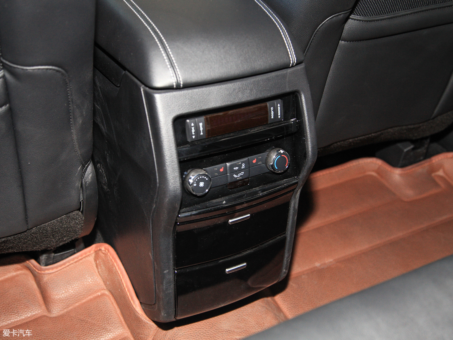 2018J EcoBoost 245 (q)J 7