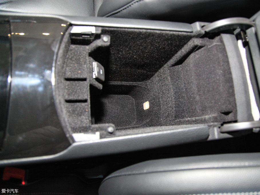 2018J EcoBoost 245 J 7