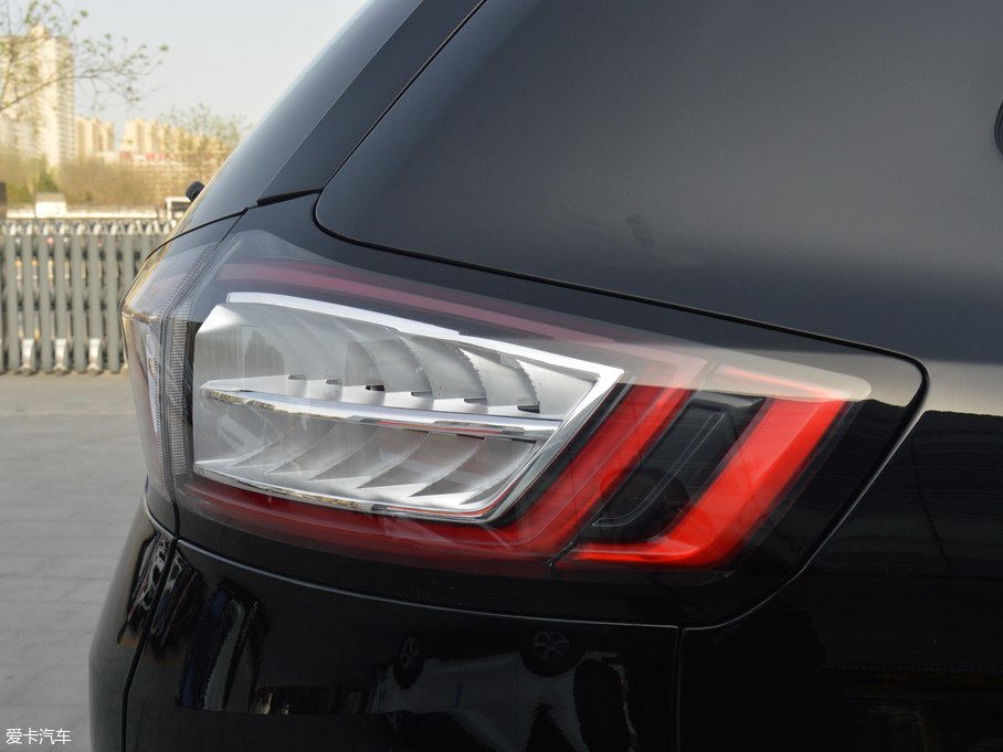 2018J EcoBoost 245 (q)KJ 5