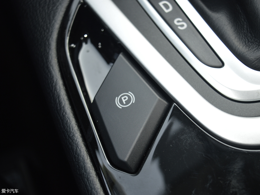 2018J EcoBoost 245 (q)KJ 5