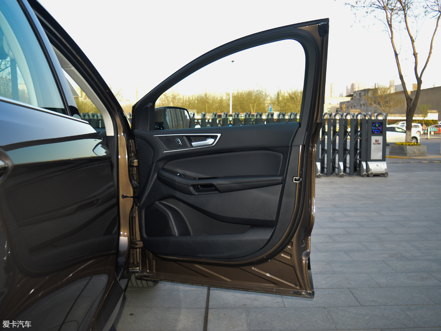 2018J EcoBoost 245 KJ 7  V