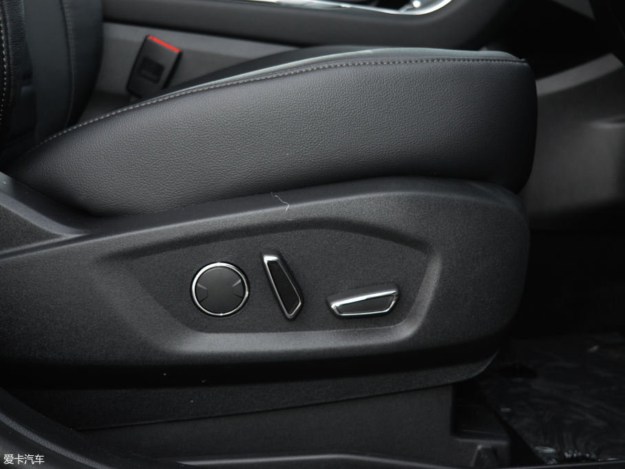 2018J EcoBoost 245 (q)KJ 7  V