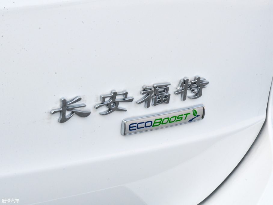 2018J EcoBoost 245 (q)J 5 V