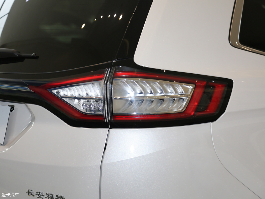 2018J EcoBoost 245 \ 7  V