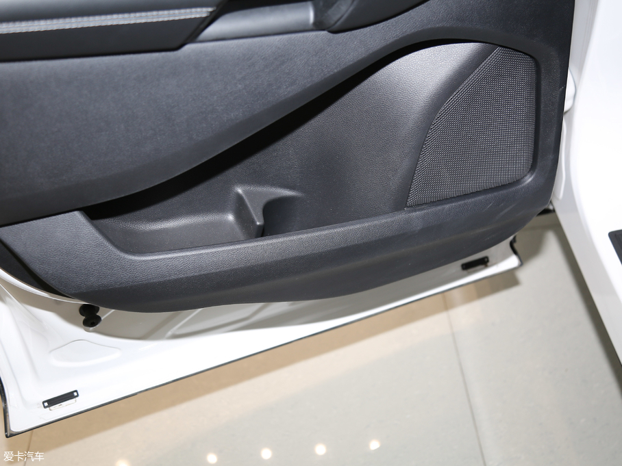 2018J EcoBoost 245 (q)\(yn)(dng) 7  V