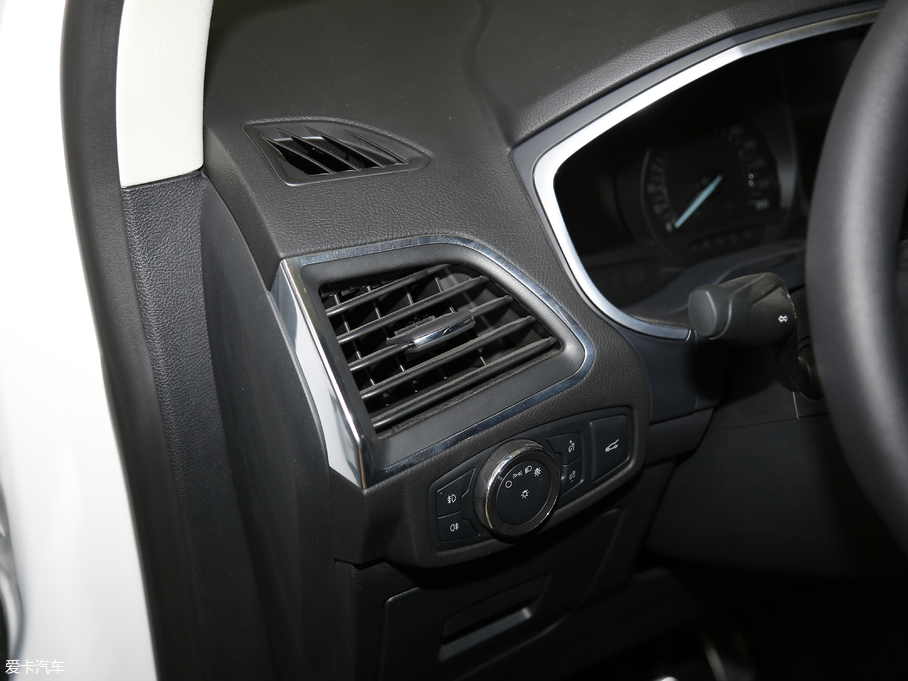 2018J EcoBoost 245 \ 7  V