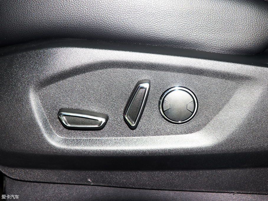 2018J EcoBoost 245 KJ 7  V