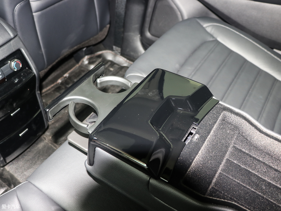 2018J EcoBoost 245 KJ 7  V