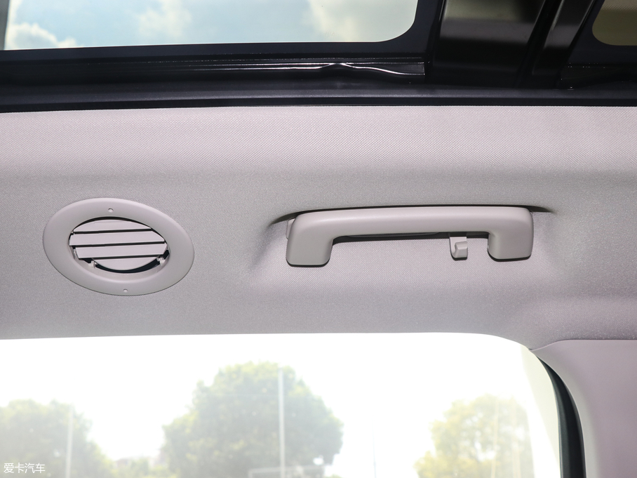 2018J EcoBoost 245 KJ 7  V