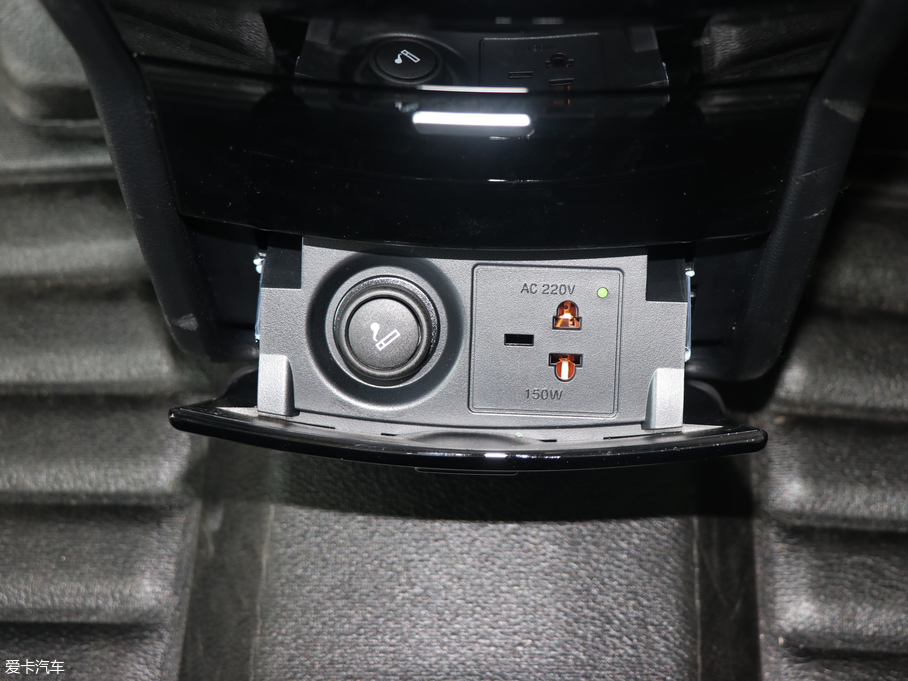 2018J EcoBoost 245 KJ 7  V