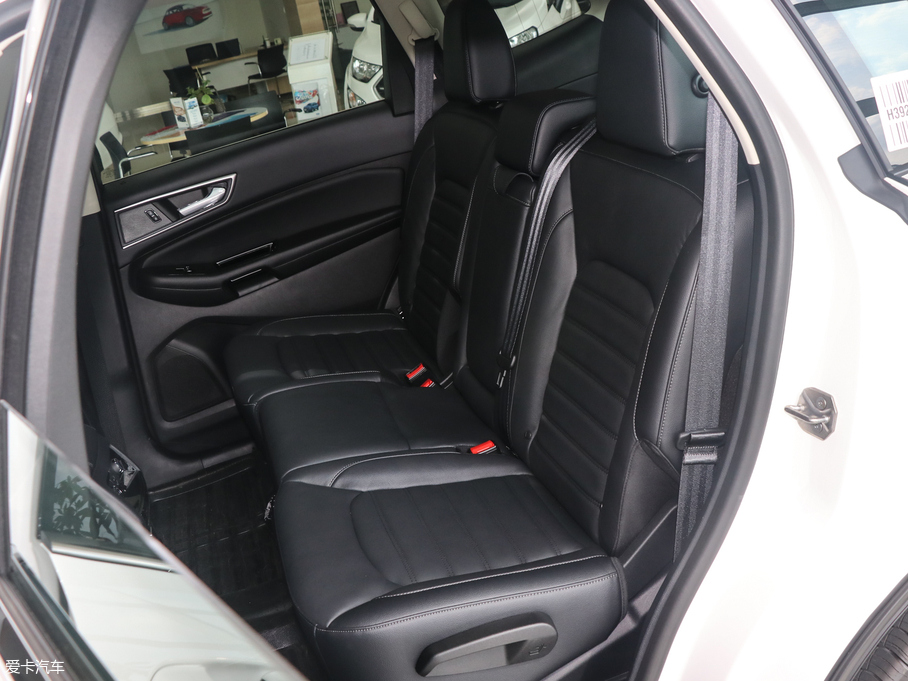 2018J EcoBoost 245 (q)KJ 7  V