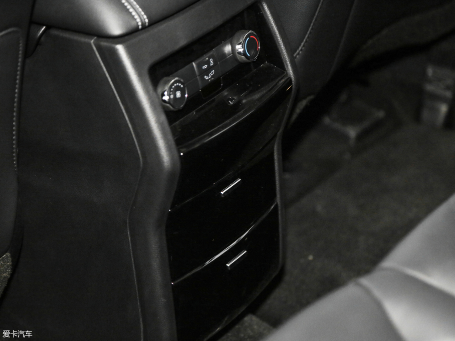 2018J EcoBoost 245 (q)J 7