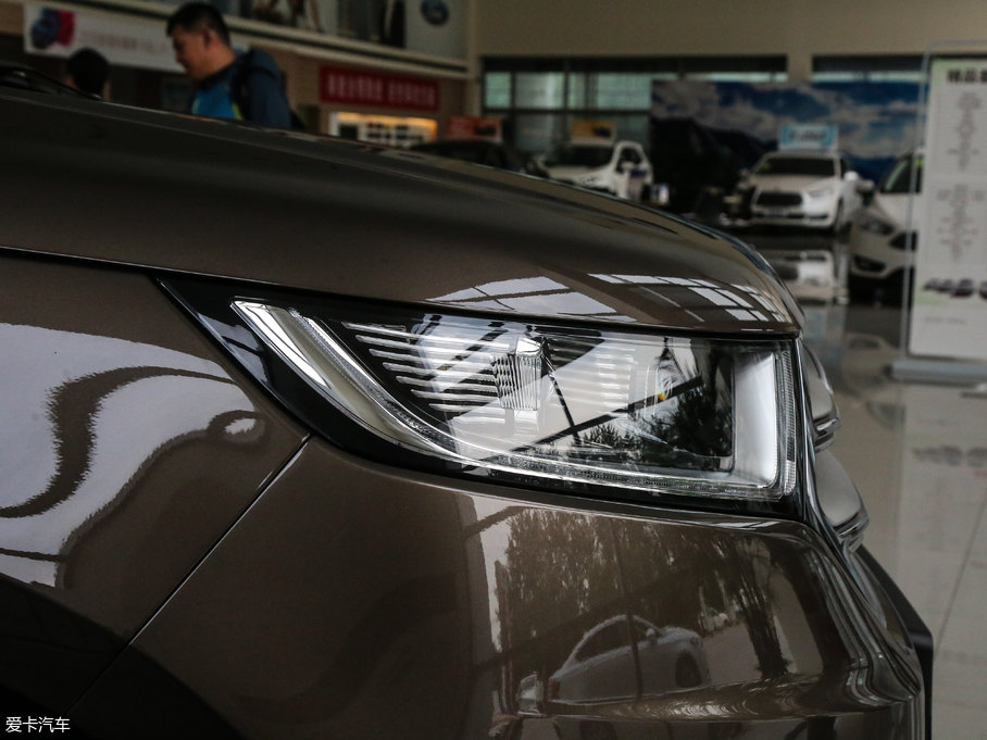 2018J EcoBoost 245 J 7