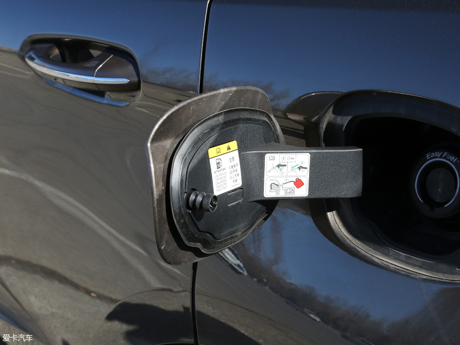 2018J EcoBoost 330 V6(q)Ş 7