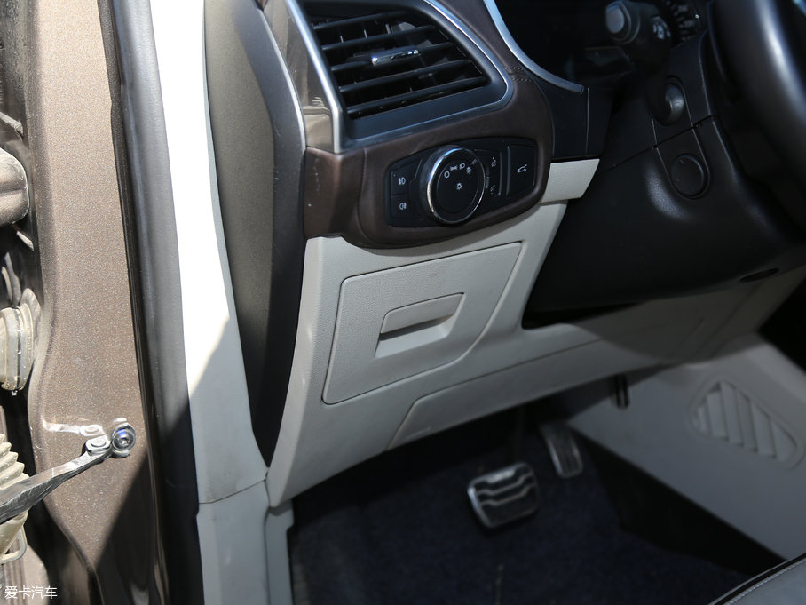 2018J EcoBoost 330 V6Ş 7