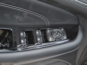 2018EcoBoost 245 JPLUS 7  V {܇ƅ^	