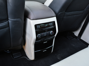 2018EcoBoost 245 (q)JPLUS 7  V g