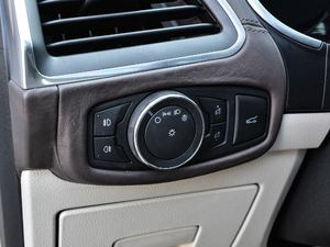 2018EcoBoost 245 (q)JPLUS 7  V п؅^(q)