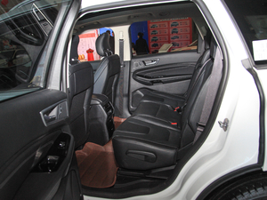 2018EcoBoost 245 J 7 ſg