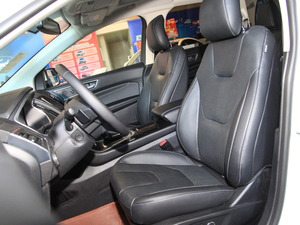 2018EcoBoost 245 J 7 {