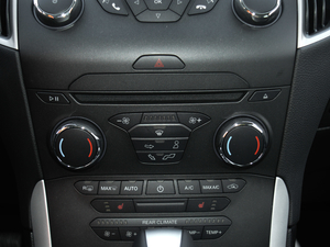 2018EcoBoost 245 (q)KJ 7  (gu)V {(dio){(dio)(ji)