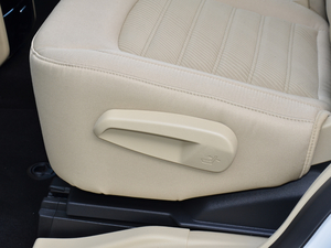 2018EcoBoost 245 (q)J 5 (gu)V g