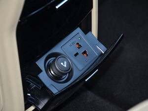 2018EcoBoost 245 򌾫J 5 V п؅^