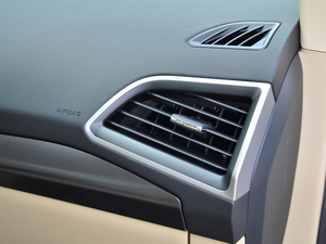 2018EcoBoost 245 򌾫J 5 V п؅^