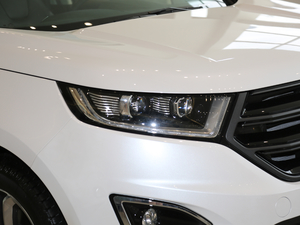 2018EcoBoost 245 \ 7  V ^