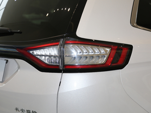 2018EcoBoost 245 \ 7  V ^