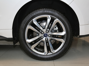 2018款EcoBoost 245 四驱运动型 7座  国V 轮圈