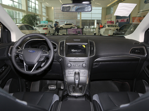 2018款EcoBoost 245 四驱运动型 7座  国V 内饰全景