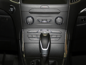 2018EcoBoost 245 (q)\(yn)(dng) 7  V {(dio){(dio)(ji)