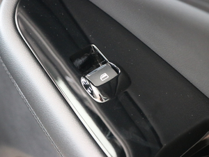 2018EcoBoost 245 (q)KJ 7  V g