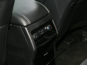 2018EcoBoost 245 J 7 g