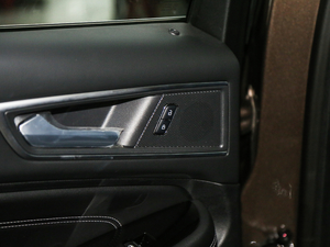 2018EcoBoost 245 J 7 g