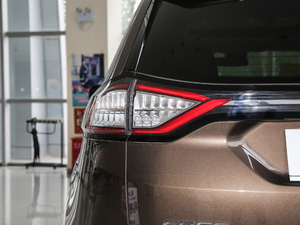 2018EcoBoost 245 J 7 ^