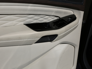 2018EcoBoost 330 V6(q)Ş 7 g