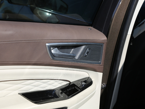 2018EcoBoost 330 V6(q)Ş 7 g