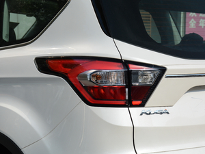 2018EcoBoost 180 K ^