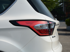 2018EcoBoost 180 K ^